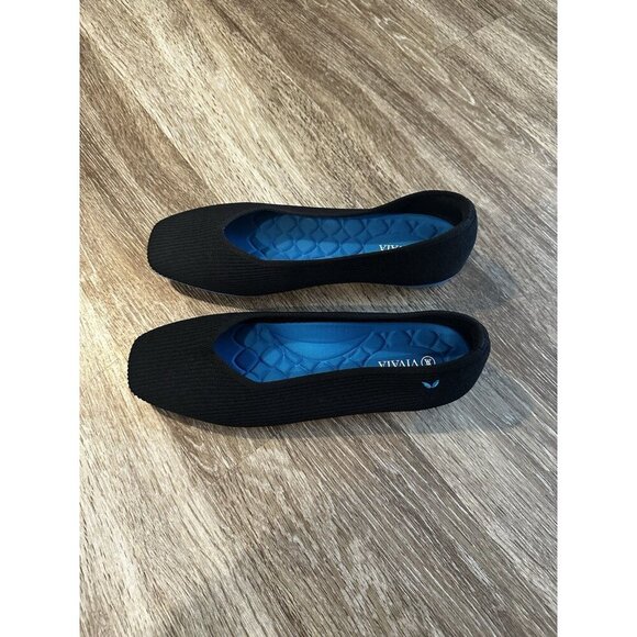 Vivaia Lightweight Square-Toe V-Cut Flats (Margot Walker) Black and Blue Size 10 - Picture 3 of 6
